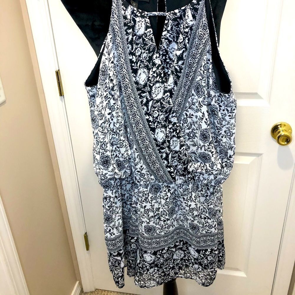 BCX black and white floral jumper romper x small